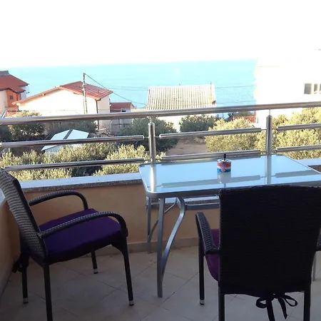 Gala Apartments Omis Exterior photo